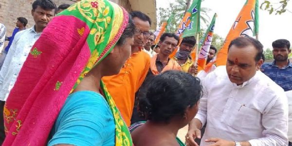 विस चुनाव 2026 : गांव-गांव पहुंची भाजपा, झाड़ग्राम में चुनावी सरगर्मी तेज