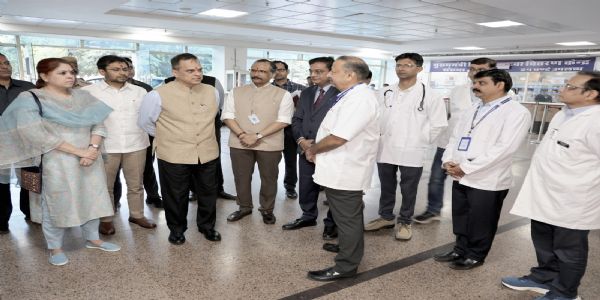 स्वास्थ्य, खनन और पर्यटन क्षेत्रों में सुधार व नवाचार पर दिया जोर