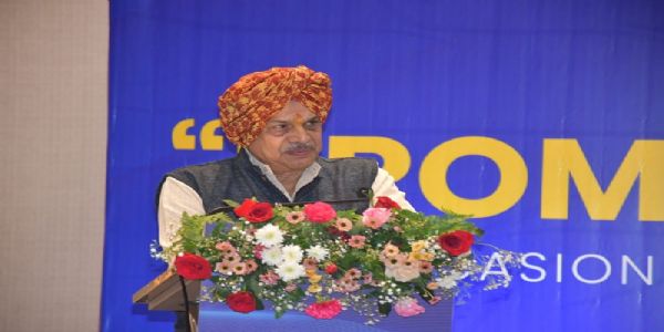 मेघालय की राजधानी शिलांग में आयोजित प्रबुद्ध नागरिक सम्मेलन को संबोधित करते आरएसएस के सरकार्यवाह दत्तात्रेय होसबाले मेघालय की राजधानी शिलांग में आयोजित प्रबुद्ध नागरिक सम्मेलन को संबोधित करते आरएसएस के सरकार्यवाह दत्तात्रेय होसबाले