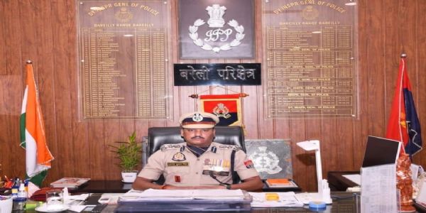 एचआईवी जागरूकता के लिए पुलिस कर्मियों को प्रशिक्षण