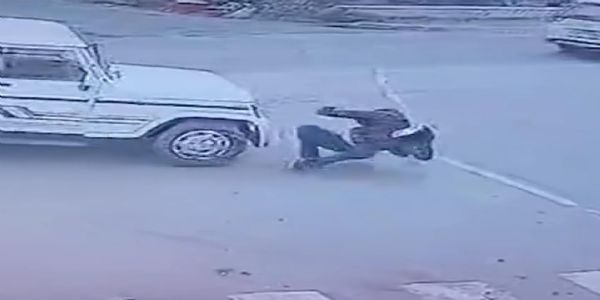 कैथल : बोलेरो से टक्कर मारकर पशु चिकित्सक की हत्या का प्रयास, फिर रॉड से वार, आरोपी फरार