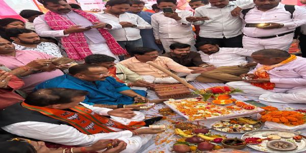 सड़कों के चौड़ीकरण से विकास को मिलेगी रफ्तार : रमेश अवस्थी