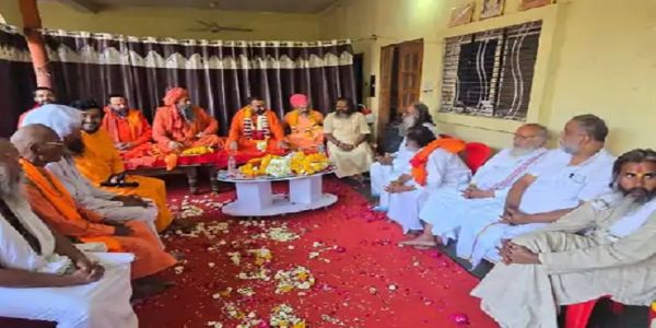 मप्र के उज्जैन में सिंहस्थ से पहले दो धड़ों में बंटे अखाड़े, अध्यक्ष पद को लेकर विवाद