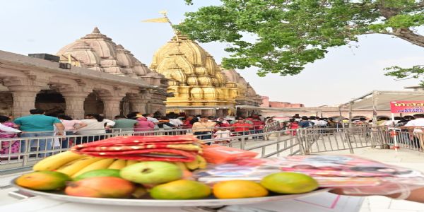 श्री काशी विश्वनाथ धाम से मां श्रृंगार गौरी व शक्तिपीठ मां विशालाक्षी के दरबार में भेजी गई श्रृंगार सामग्री