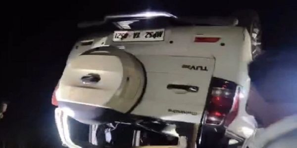 डिंडौरीः तेज रफ्तार कार पलटने से तीन साल की बच्ची की मौत, पिता घायल
