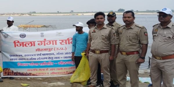 विंध्य धाम में प्लास्टिक मुक्त अभियान तेज, गंगा घाटों पर उतरे ‘गंगा वारियर’