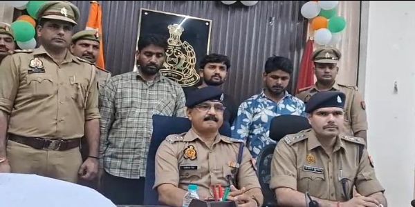 अवैध असलहा व विस्फोटक बनाने की फैक्ट्री का खुलासा, तीन गिरफ्तार