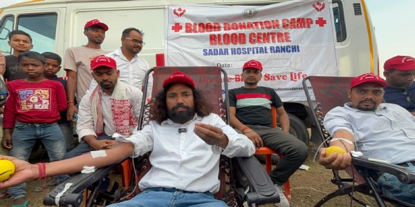 सत्संग के समापन पर आयोजित रक्तदान शिविर में 56 यूनिट रक्त संग्रह