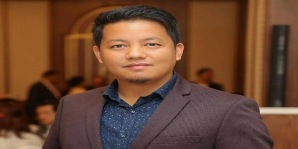 सिक्किम क्रांतिकारी मोर्चा के सांसद डॉ. इंद्र हांग सुब्बा की फाइल फोटो सिक्किम क्रांतिकारी मोर्चा के सांसद डॉ. इंद्र हांग सुब्बा की फाइल फोटो