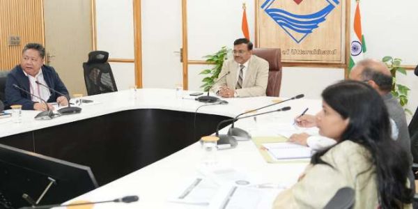 एलपीजी घरेलू व व्यवसायिक सिलेंडरों की समय पर हाे आपूर्ति: मुख्य सचिव