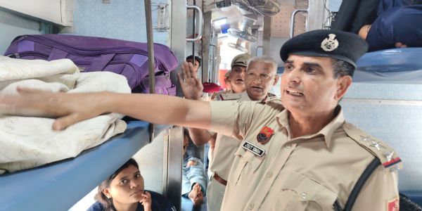 जींद : जीआरपी ने रेलवे जंक्शन पर लाया विशेष चेकिंग अभियान