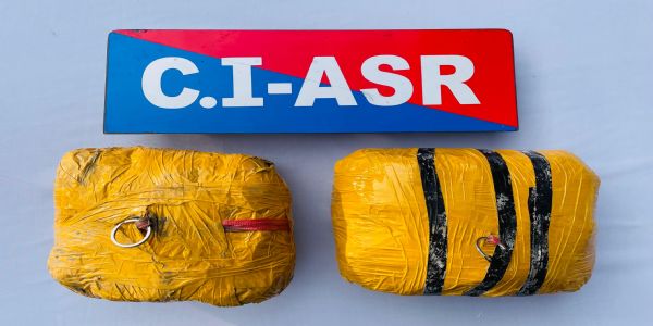 अमृतसर में पांच किलाे हेराेइन बरामद, दाे नशा तस्कर गिरफ्तार किये गए