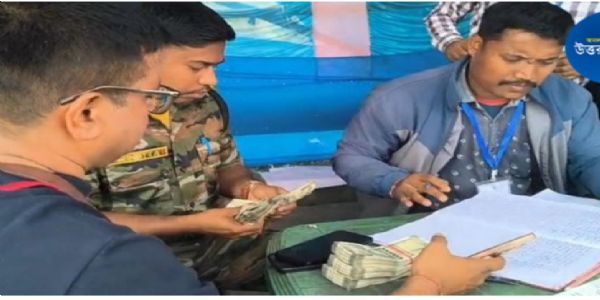 बक्शीरहाट में सीमा पर सख्त निगरानी के बीच फिर नकदी बरामद