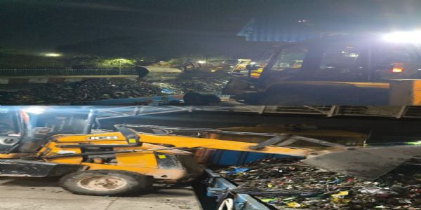 एमसीडी ने दया बस्ती रेलवे स्टेशन से हटाया 250 मीट्रिक टन लेगेसी कचरा