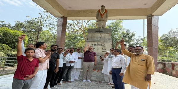 डॉ. राम मनोहर लोहिया का जीवन संघर्ष और सामाजिक न्याय का प्रतीक : अमिताभ बाजपेयी