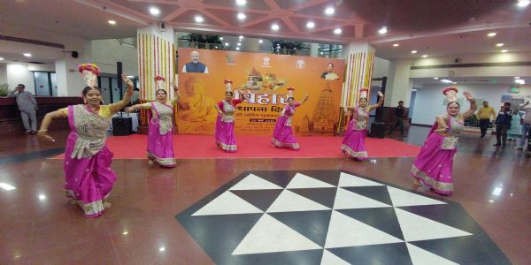 बिहार स्थापना दिवस पर दिल्ली सचिवालय में सांस्कृतिक कार्यक्रम का आयोजन