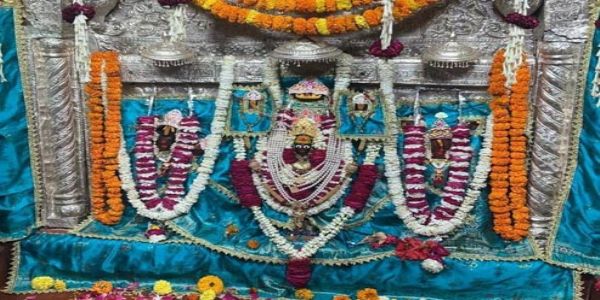 मां कल्याणी ने चतुर्भुजी आकार धारण कर स्कंदमाता के स्वरूप में भक्तों को दिए दिव्य दर्शन