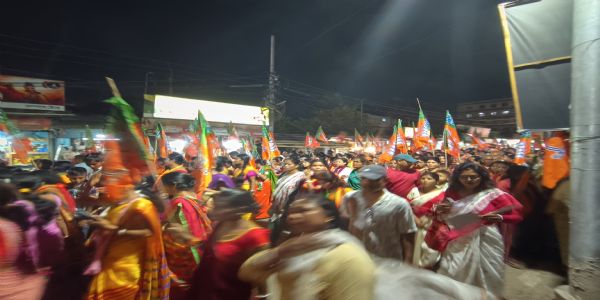 असमः जालुकबाड़ी क्षेत्र में मुख्यमंत्री की “जन आशीर्वाद यात्रा”, भारी समर्थन से गूंजा इलाका