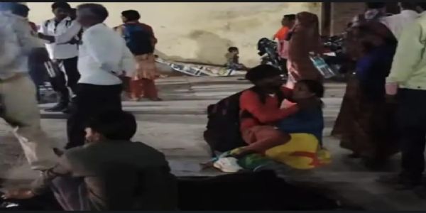 फफूंद रेलवे स्टेशन के पास ट्रेन की चपेट में आकर युवक की मौत, क्षेत्र में हड़कंप