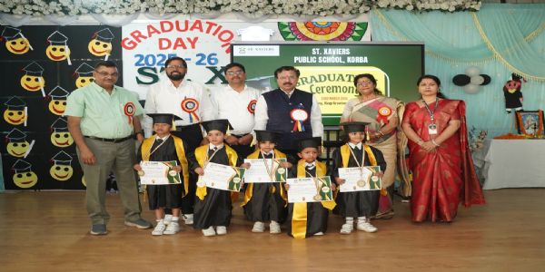 कोरबा:सेंट जेवियर्स पब्लिक स्कूल में भव्य ग्रेजुएशन सेरेमनी, 250 नन्हें विद्यार्थियों का सम्मान