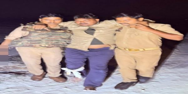 मुठभेड़ में 25 हजार का इनामी गौ तस्कर आरिफ घायल