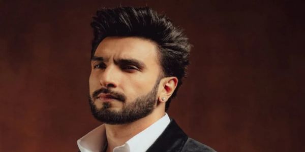 रणवीर सिंह पर फिर उठा 