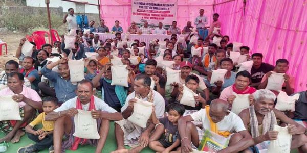 लघु धान्य कृषि पर टाकरागुड़ा में दिया गया एक दिवसीय प्रशिक्षण