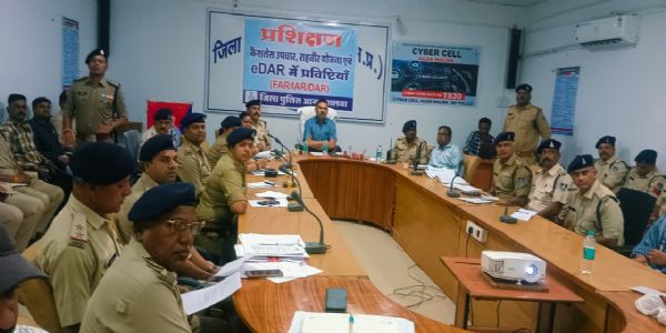 आगरमालवाः सड़क दुर्घटना प्रबंधन पर पुलिस अधिकारियों को दिया गया प्रशिक्षण