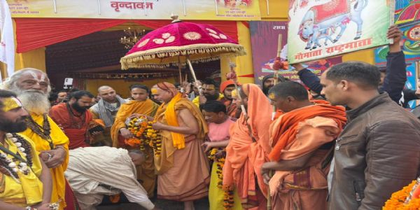 महामंडलेश्वर 1008 राजेंद्र दास महाराज अविमुक्तेश्वरानंद की चतुरंगिणी सेना में शामिल