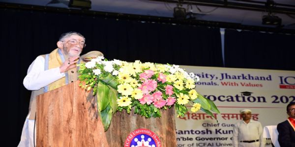 शिक्षा का उद्देश्य केवल ज्ञान अर्जन नहीं, चरित्र निर्माण करना भी है: राज्यपाल