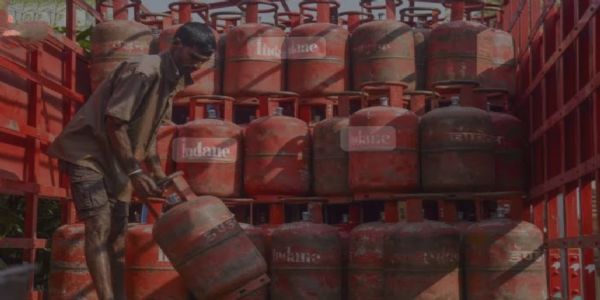 पेट्रोल-डीजल और एलपीजी आपूर्ति पर योगी सरकार सख्त, पूरे प्रदेश में ताबड़तोड़ कार्रवाई