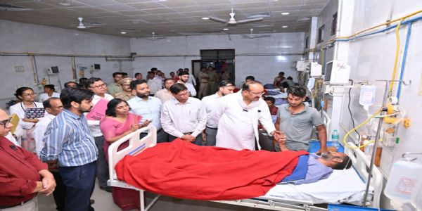 प्रयागराज कोल्ड स्टोरेज मामले में जिला उद्यान अधिकारी निलंबित