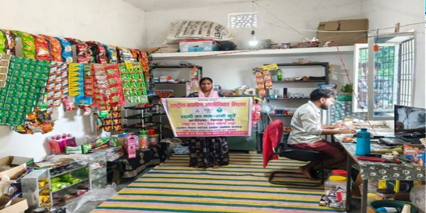 कोरिया : डिजिटल सेवा केंद्र ने बदली तकदीर, रानी कुर्रे बनीं आत्मनिर्भरता की प्रेरक कहानी