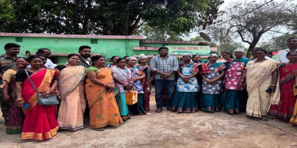 पलाश दीदी कैफे की शुरुआत, महिलाओं को मिला मंच