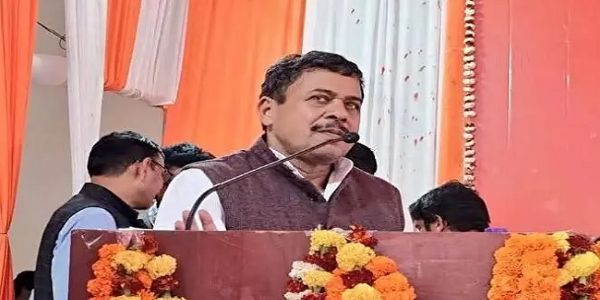 बिहार में बांका से जदयू सांसद गिरधारी यादव की फाइल फोटो