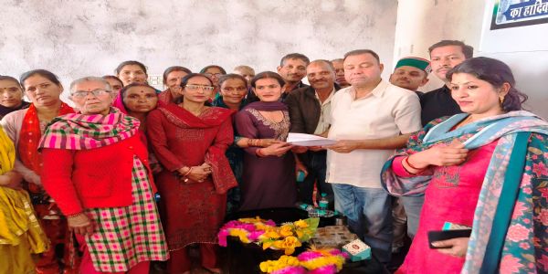 मंडी के कांढी-तारापुर गांव को जल्द मिलेगी बस की सुविधा, पूर्व मंत्री ने दिया आश्वासन