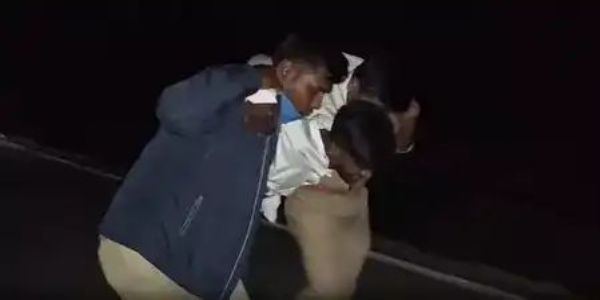 पुलिस और बदमाशों में मुठभेड़, पांच गिरफ्तार