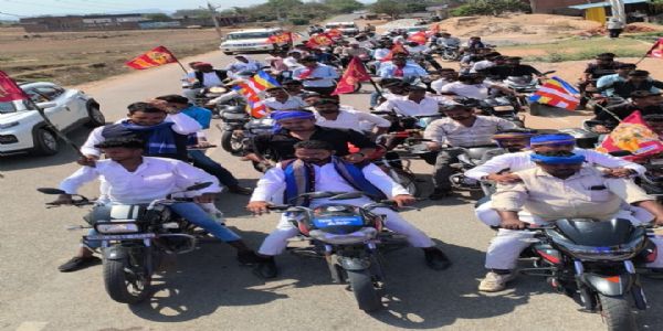 डीजे की धुन पर बाइक रैली, सम्राट अशोक जयंती पर युवाओं का जोश