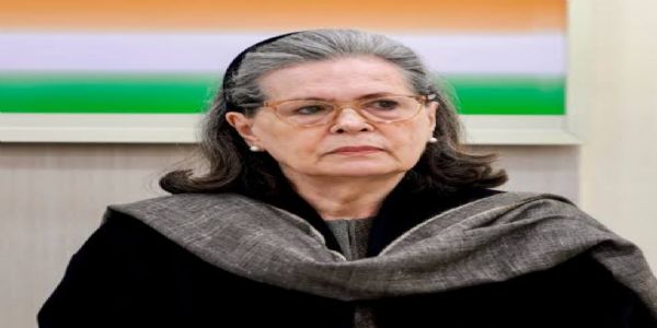 सोनिया गांधी अस्पताल में भर्ती, हालत स्थिर