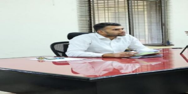 व्यापारिक समस्याओं को लेकर चैम्बर का कलेक्टर को ज्ञापन, होलसेल कॉरिडोर सहित कई मांगें