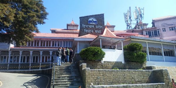 तीन साल में हिमाचल में 2411 औद्योगिक इकाइयां स्थापित, 88 बंद