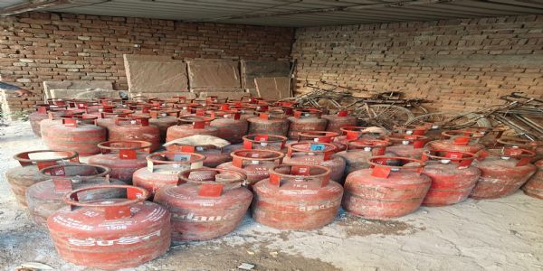 सिलेंडर की फोटो