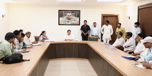 मप्रः उप मुख्यमंत्री शुक्ल ने हिनौती गौधाम के निर्माण कार्यों की समीक्षा की