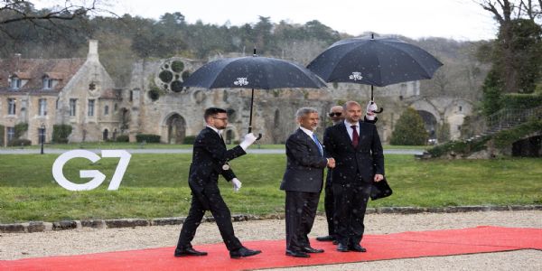 भारत के विदेशमंत्री एस जयशंकर फ्रांस में। फोटो- जयशंकर के एक्स हैंडल से