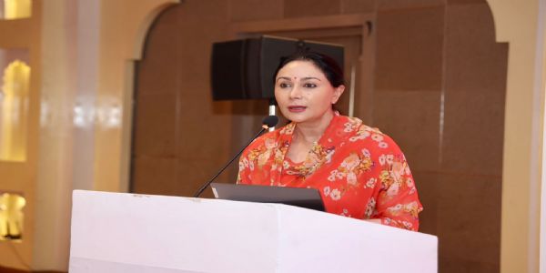 उपमुख्यमंत्री दीया कुमारी ने किया कन्या पूजन