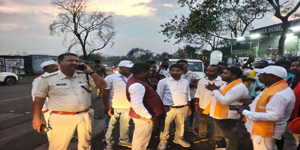 रामनवमी जुलूस के दौरान करंट लगने से छह घायल