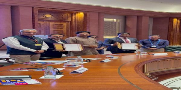 एमओयू  के दौरान दिल्ली पर्यटन मंत्री कपिल मिश्रा