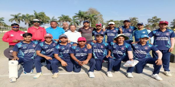 अवस्थी मेमोरियल प्राइज मनी क्रिकेट टूर्नामेंट: द आर्यंस व सैंट पाल की टीम जीती अवस्थी मेमोरियल प्राइज मनी क्रिकेट टूर्नामेंट: द आर्यंस व सैंट पाल की टीम जीती