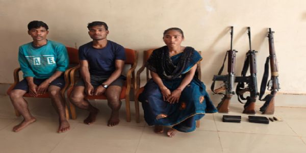 (अपडेट) एसीएम व पीएम कैडर के तीन नक्सलियों ने किया आत्मसमर्पण