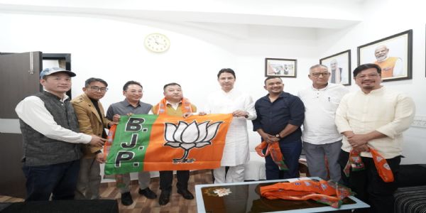 वरिष्ठ बीजीपीएम नेता सतीश थापा भाजपा में शामिल